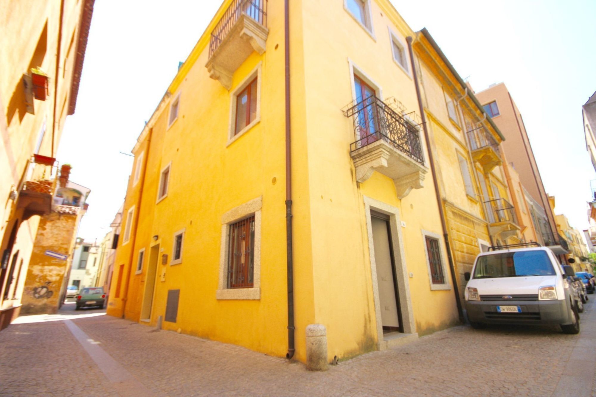 Amsicora 8 Hotel Olbia Buitenkant foto